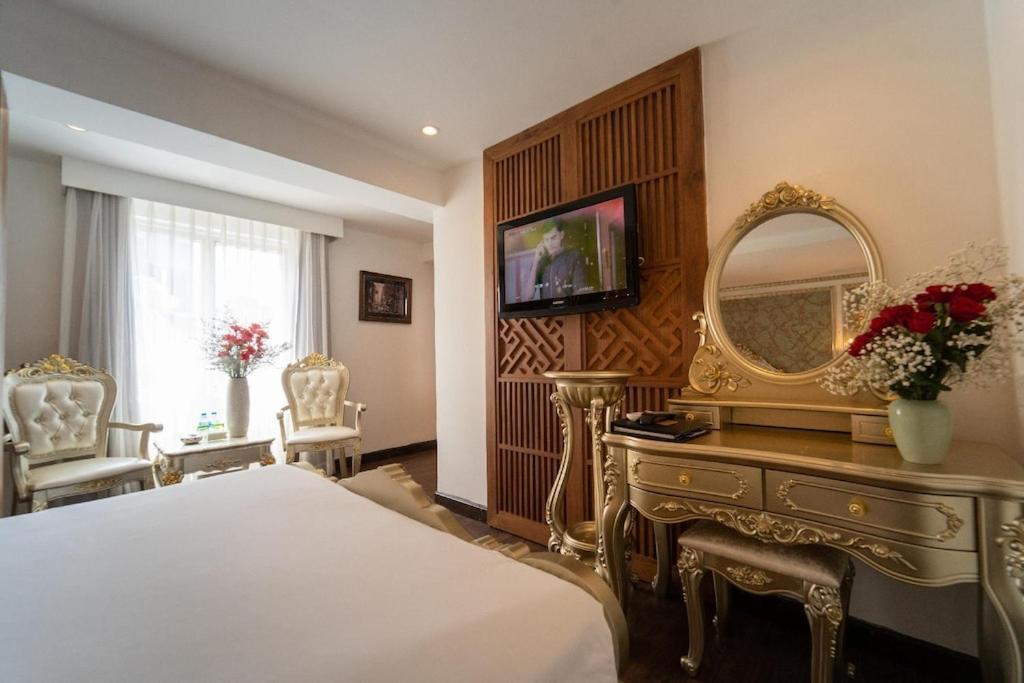 Adela Hotel Ho Chi Minh City Bagian luar foto