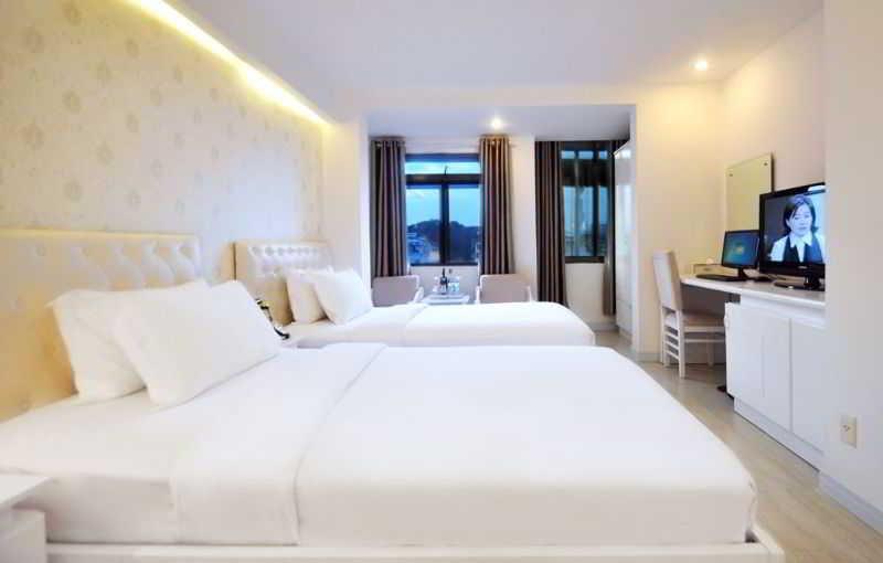 Adela Hotel Ho Chi Minh City Bagian luar foto